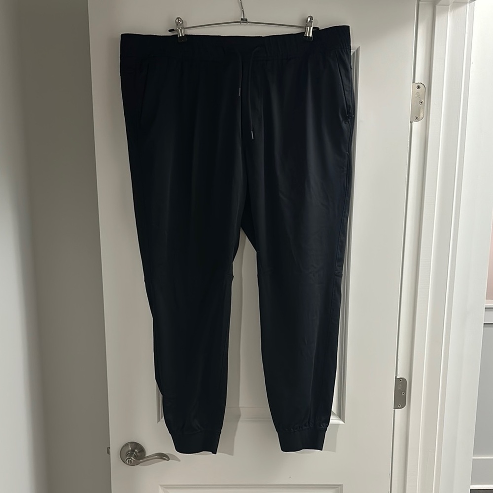 Abercrombie and Fitch Men's Black Jogger Pants XXL